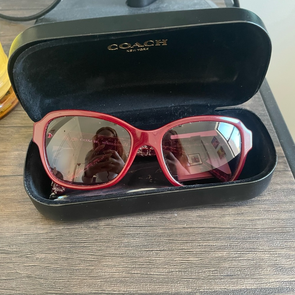Coach HC 8232 L1010 50298H Burgundy Glitter sunglasses. With case